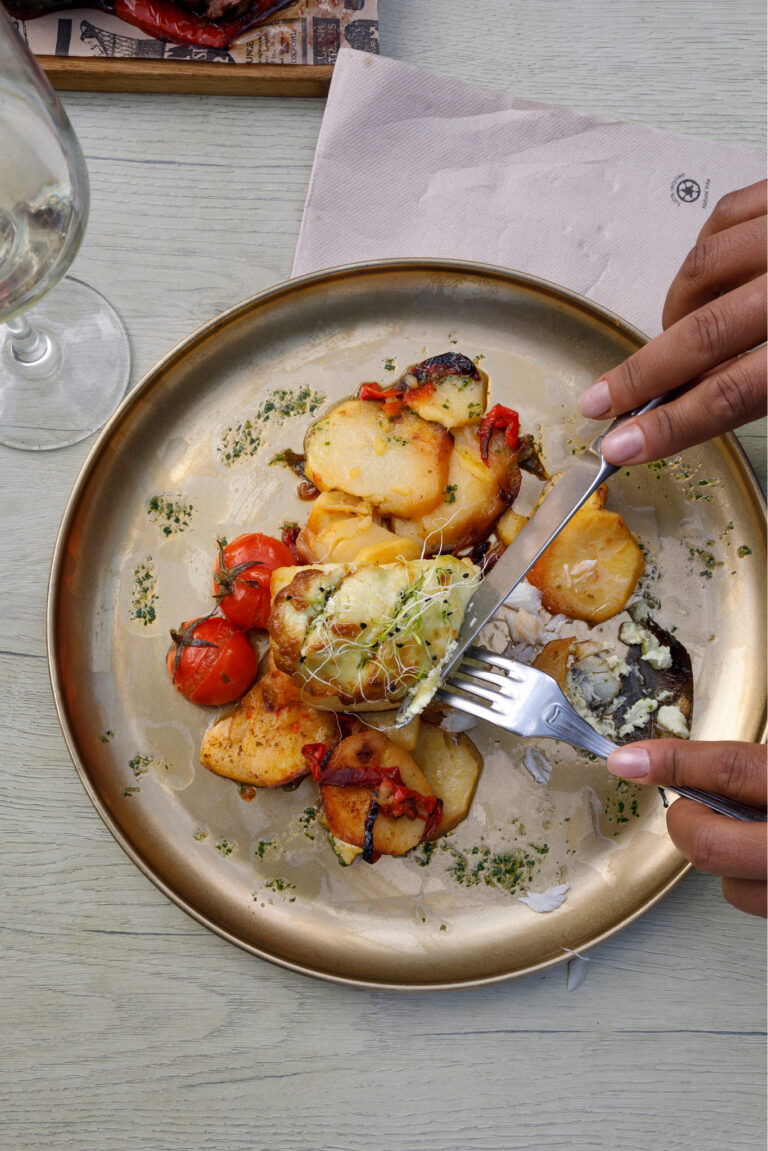 Pescado con patatas y verduras